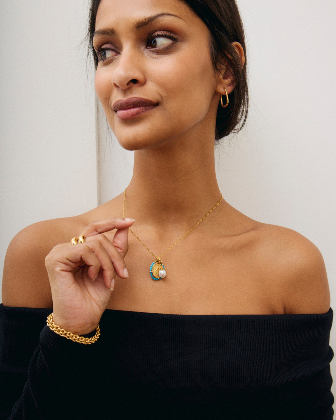 Santa Clara - Necklace & Charm Set